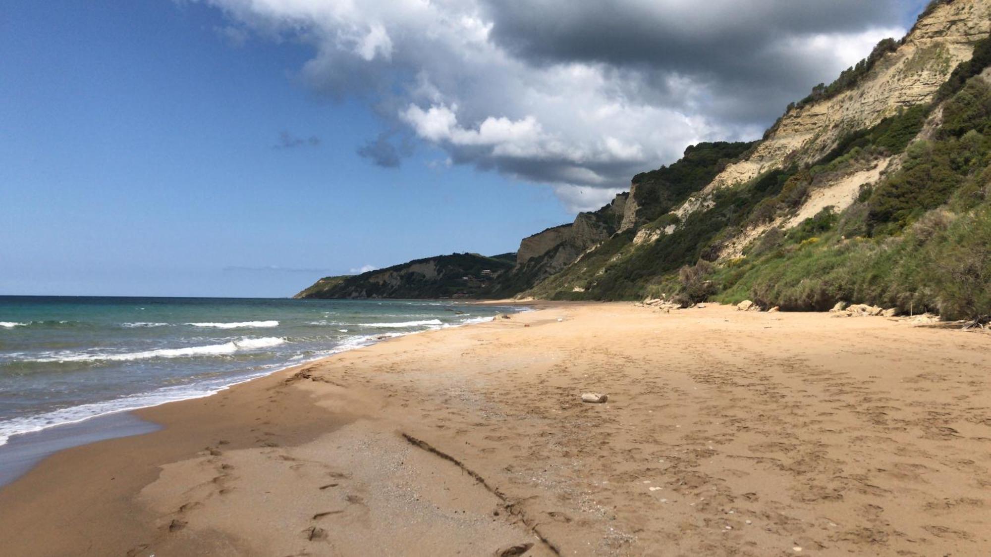 Theea Cottage - Wonderful Sea Views Chlomos Bagian luar foto